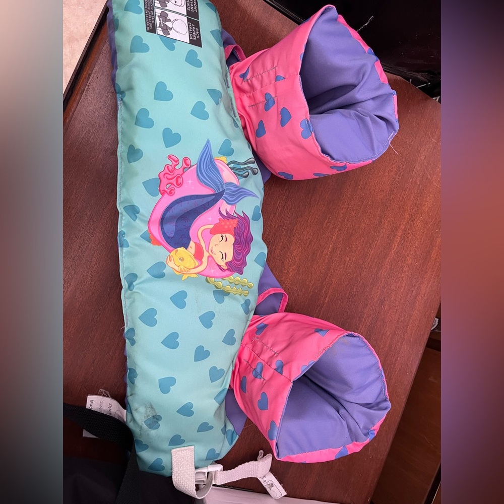 Kids life jacket